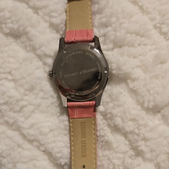 Dooney & Bourke Watch - Picture 2 of 6